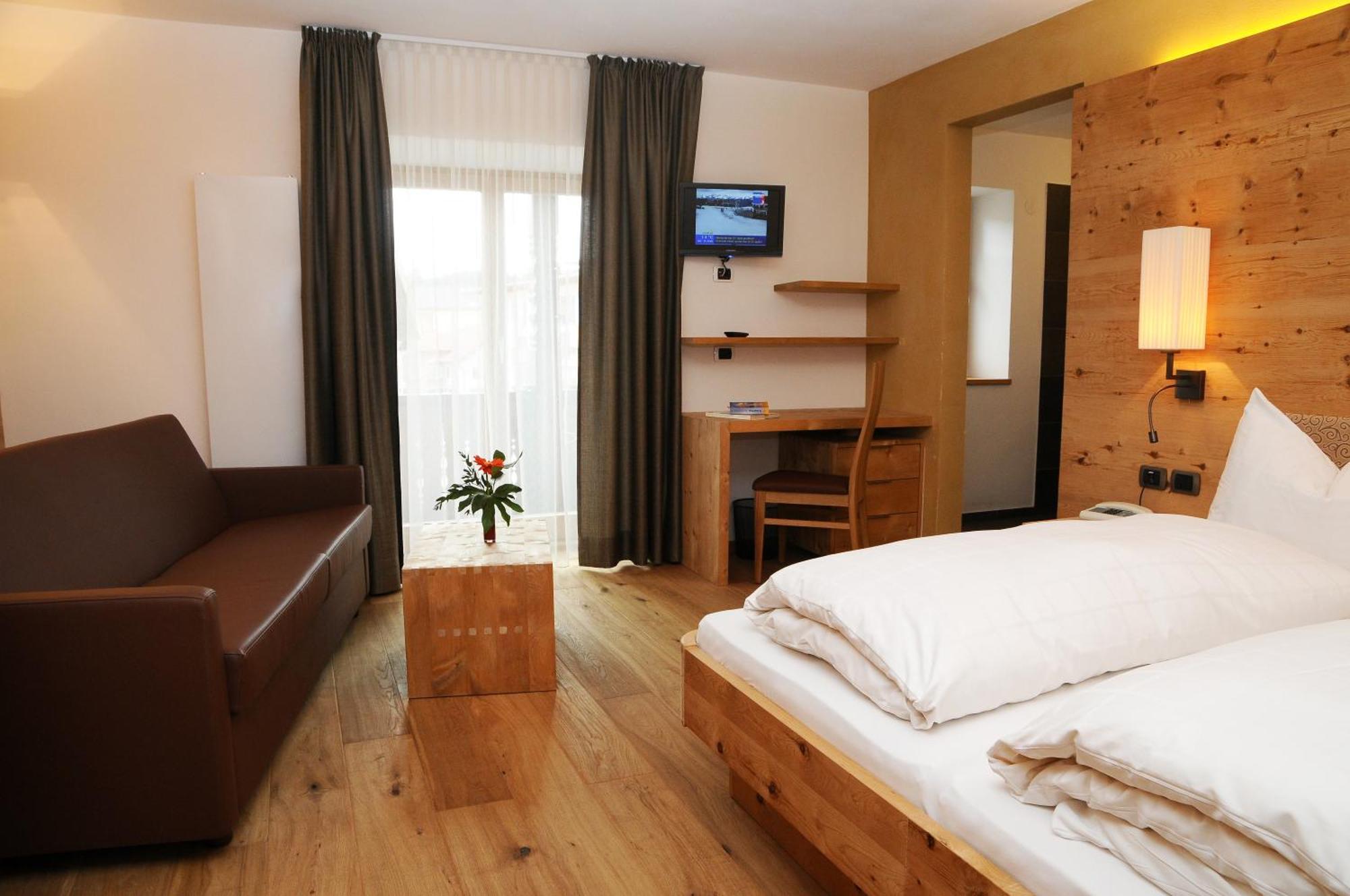 Hotel Olaga Niederolang Extérieur photo